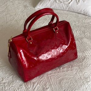 INVECE red Italian bag